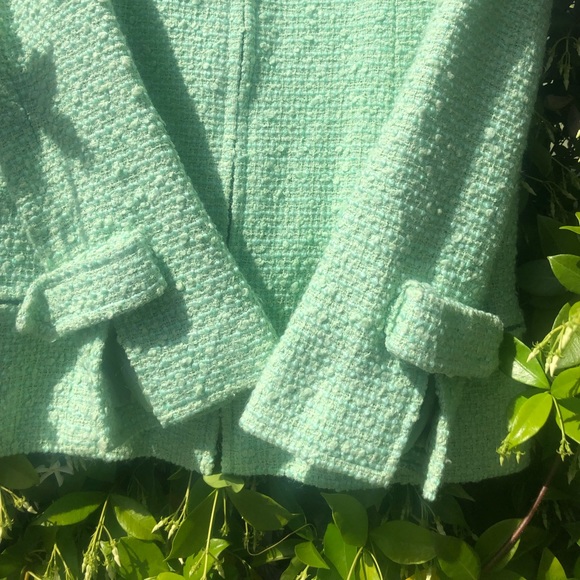 Gorgeous Chanel ‘Candy Land’ tweed jacket - Picture 3 of 16